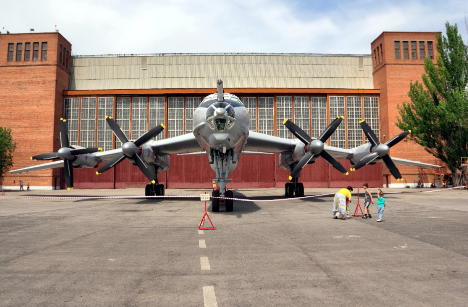 У Росії авіазавод заявив про 65 млн доларів збитку після українських ударів У Росії авіазавод заявив про 65 млн доларів збитку після українських ударів